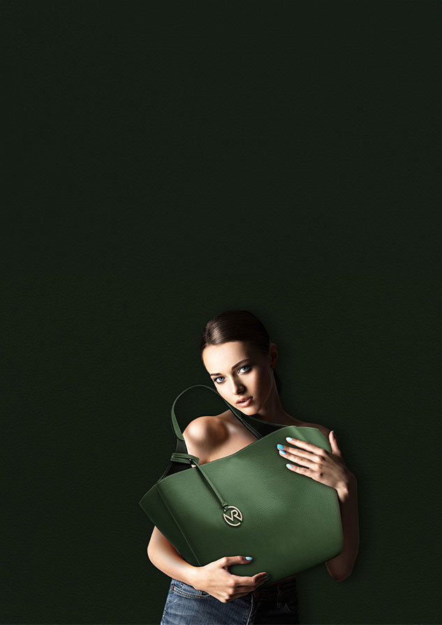 Pelikas - Premium customised Italian leather furniture brand Bangalore